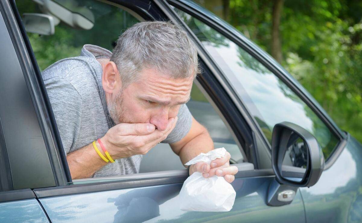 手机没信号怎么回事:为什么有的人会晕车，有的却没感觉？4个方法能缓解晕车